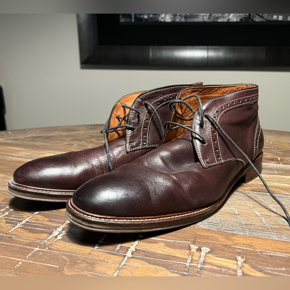Johnston & Murphy men’s leather boots. Size 11.5.